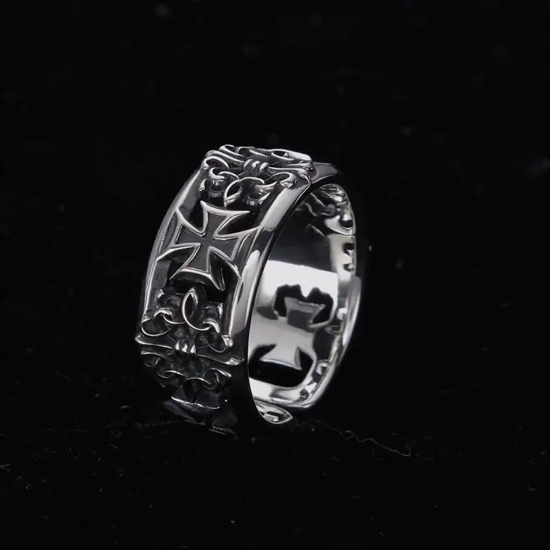 AdoreRing™ Ring With A Cross