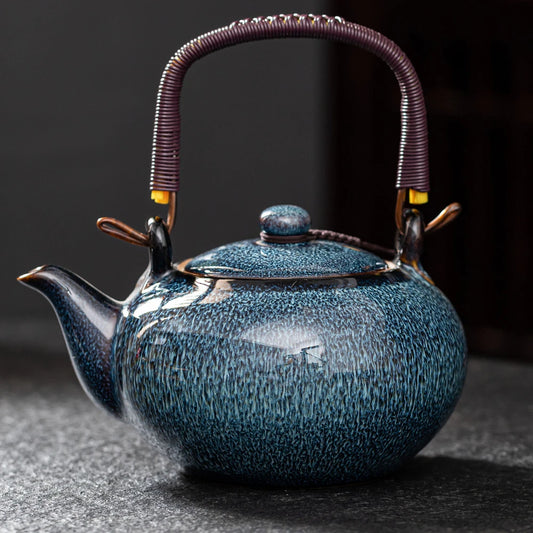 GoldBrew™  Capacity Ceramic Teapot.